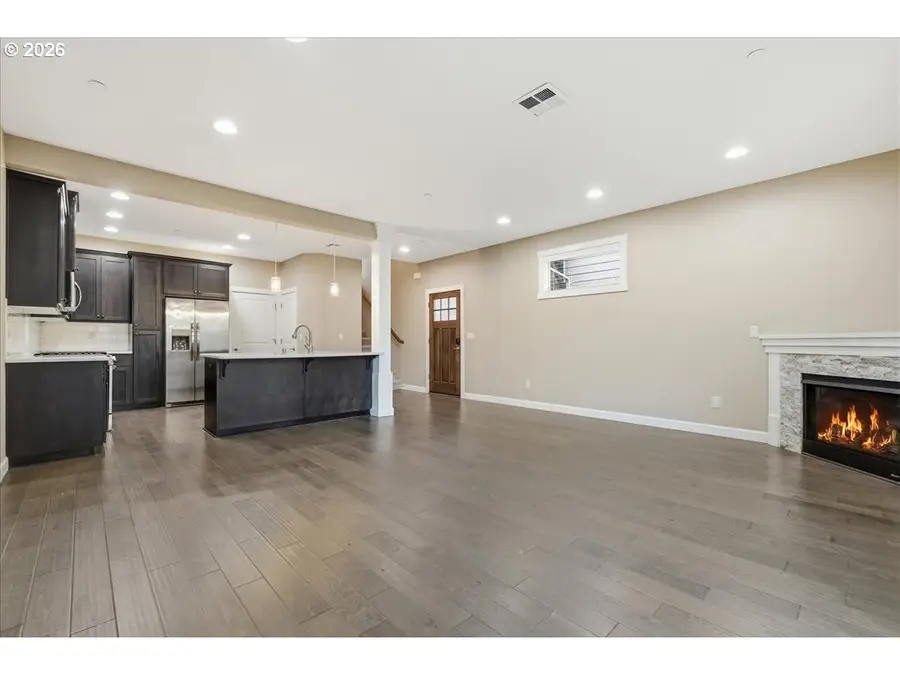 1927 NW Sage St, Camas, WA 98607 - Image #3