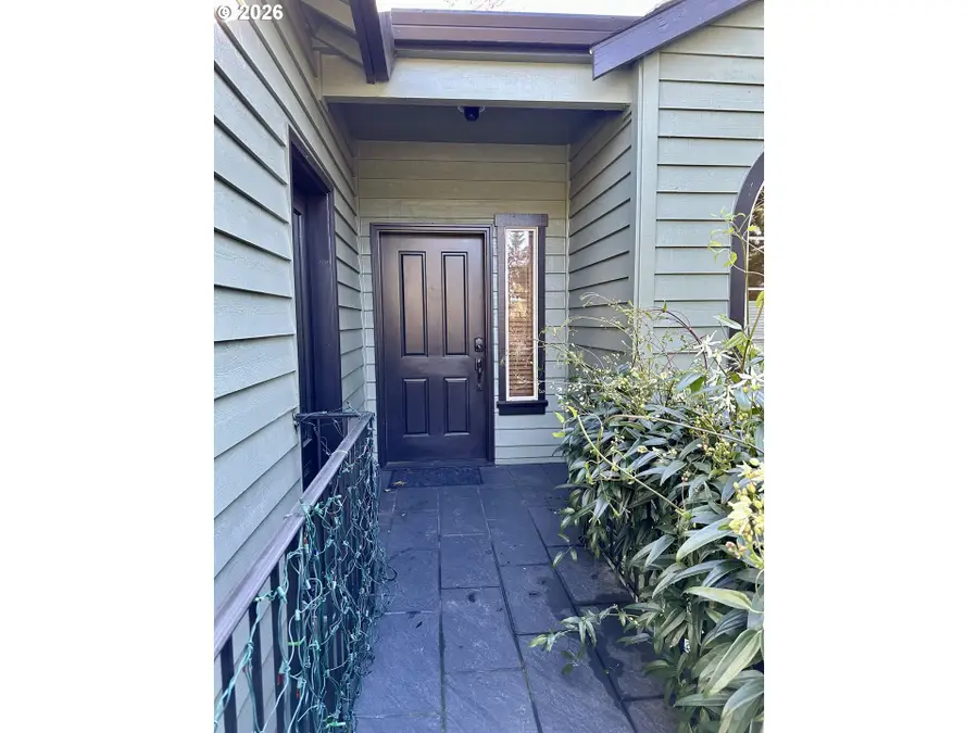 11450 SW Capitol Hwy, Portland, OR 97219 - #3