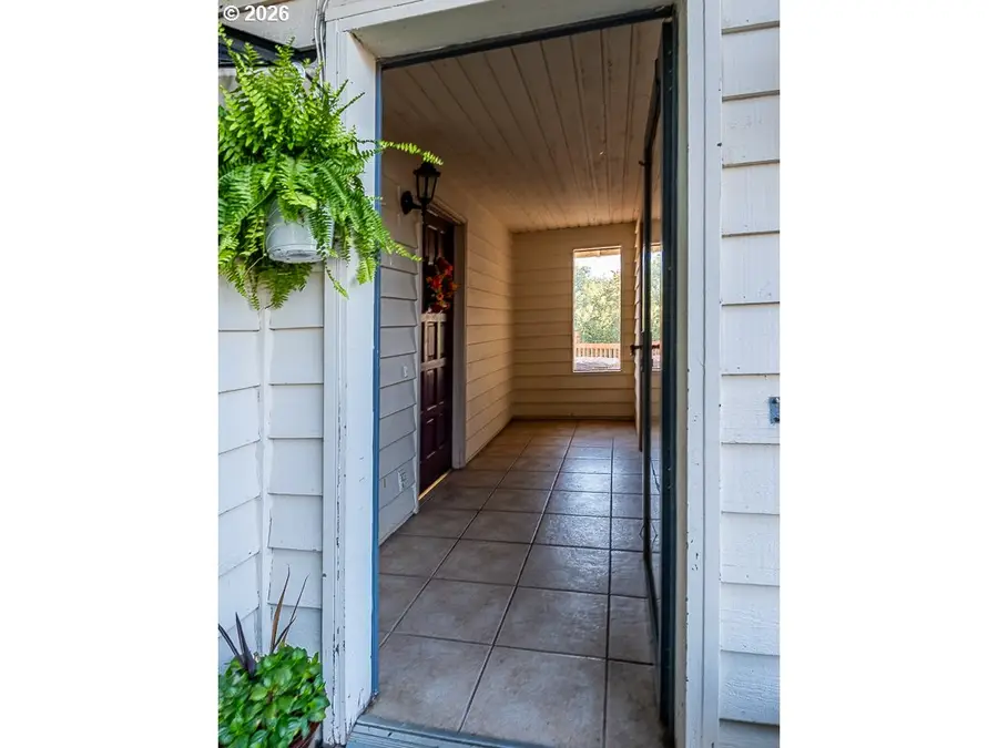 11896 SE Kehrli Dr, Milwaukie, OR 97222 - #3