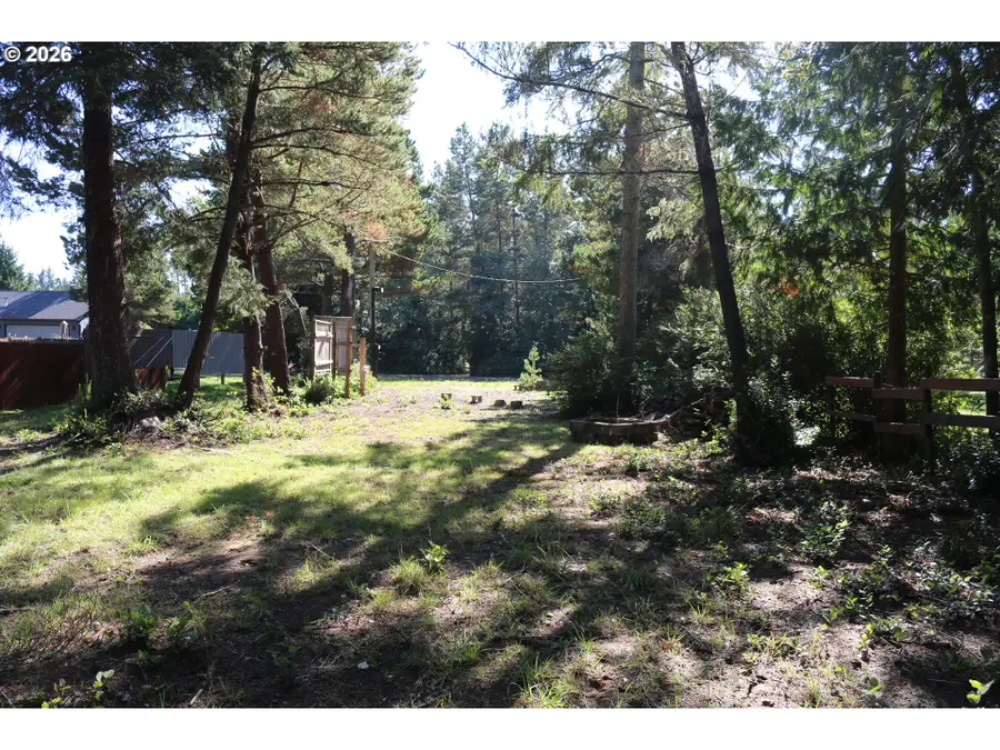 1205 303rd St, Long Beach North Beach Peninsula, WA 98640 - #3