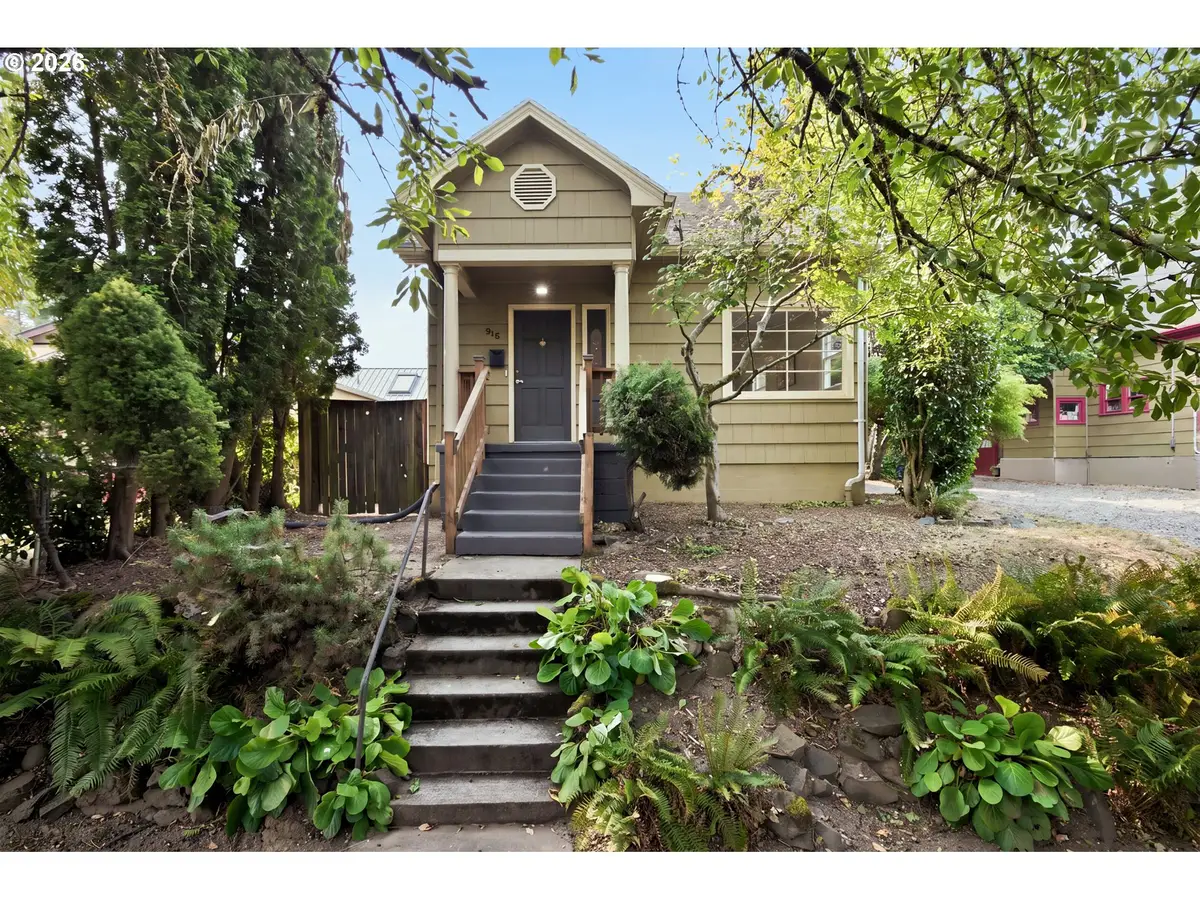946 SE Nehalem St, Portland, OR 97202 - #1
