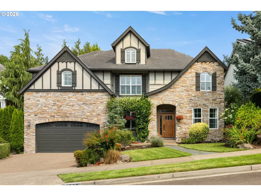 2990 Sunbreak Ln, West Linn, OR 97068 - #3