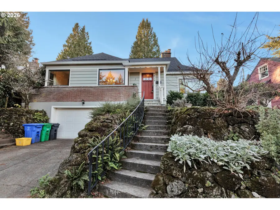 6815 SW 8th Ave, Portland, OR 97219 - Image #2