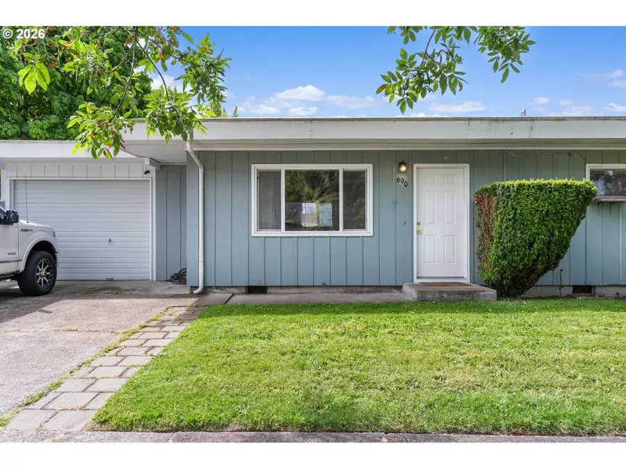680/690 E 20th Ave, Eugene, OR 97405 - #2