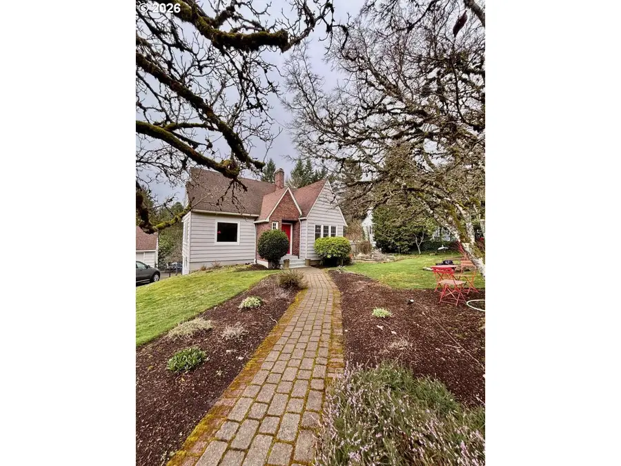 2830 SW Taylors Ferry Rd, Portland, OR 97219 - #2