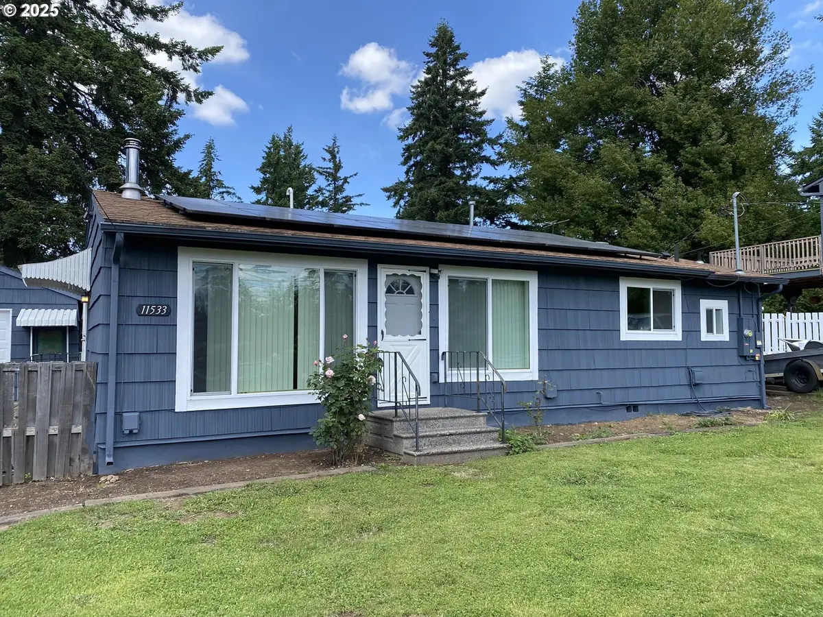 11533 SE Market St, Portland, OR 97216 - Image #1