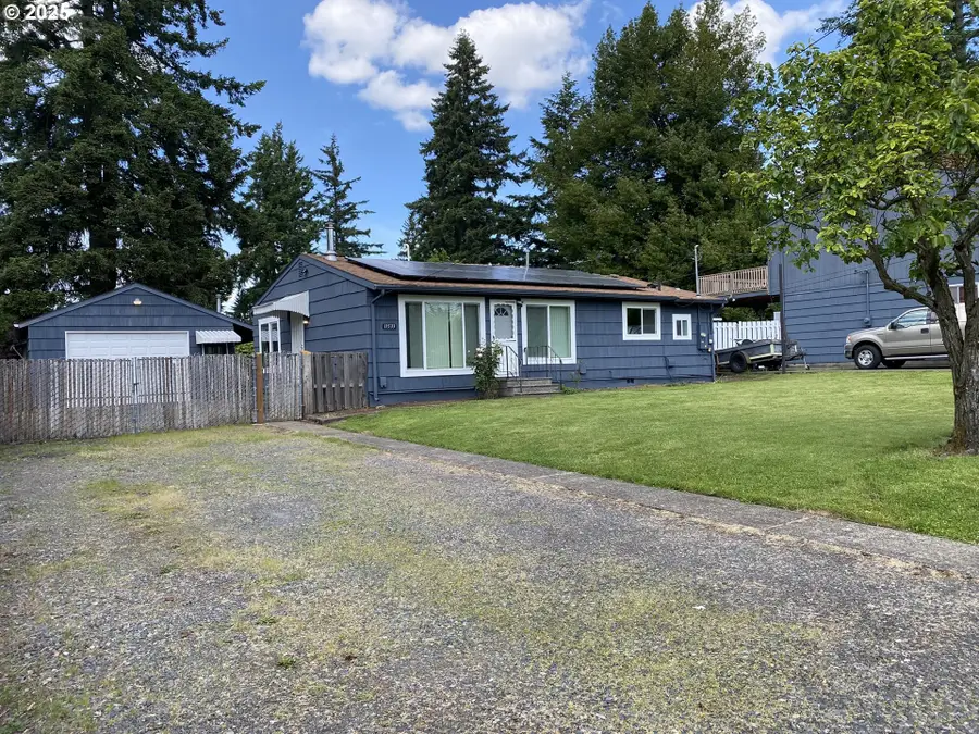 11533 SE Market St, Portland, OR 97216 - Image #2