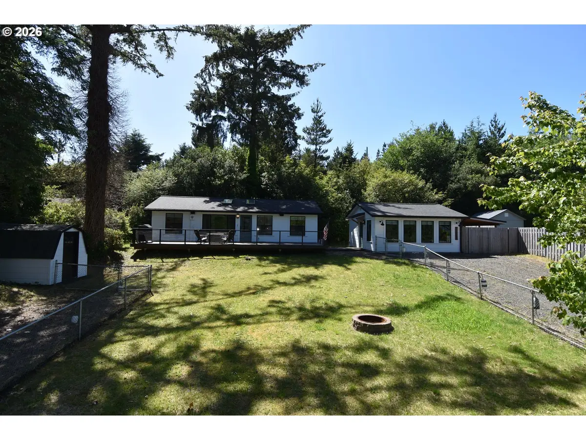 27813 L Pl, Ocean Park, WA 98640 - #1