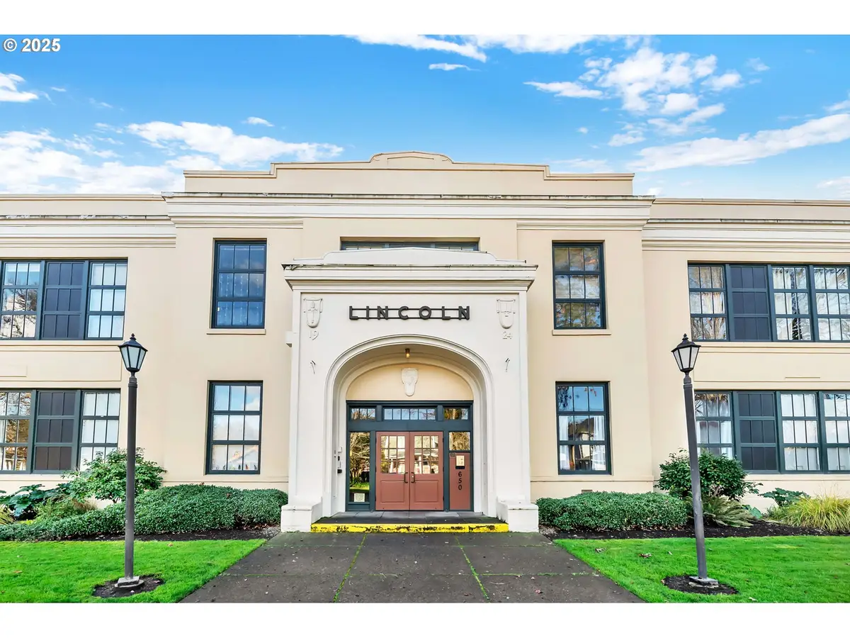 650 W 12th Ave #211, Eugene, OR 97402 - Image #1