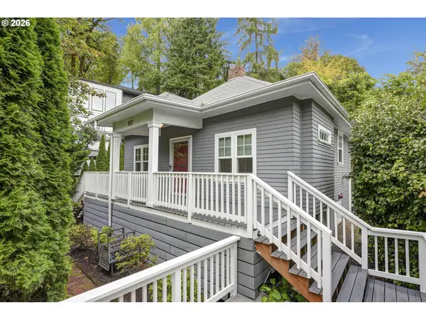 1617 SW Broadway Dr, Portland, OR 97201