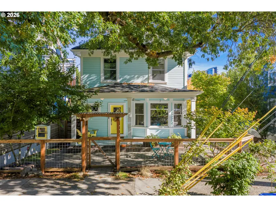3312 S Corbett Ave, Portland, OR 97239 - Image #2