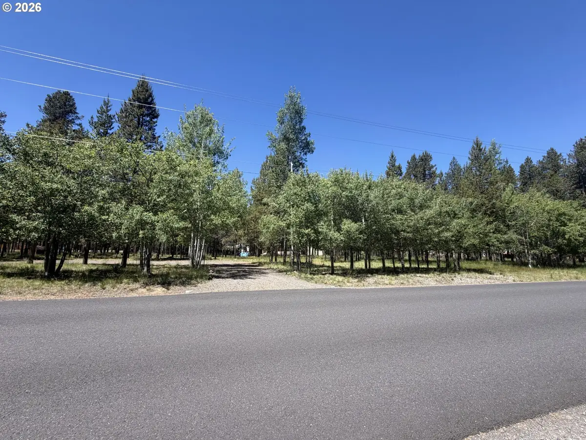 55869 Black Duck Rd, Bend, OR 97707 - #1