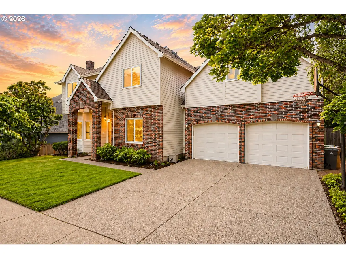 13202 Rogers Rd, Lake Oswego, OR 97035 - #1