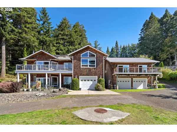 93862 Mcclurg Ln, NorthBend, OR 97459