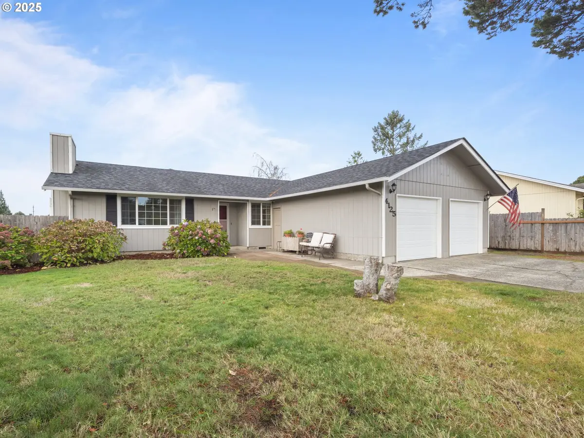 4125 Spruce St, Florence, OR 97439 - Image #1