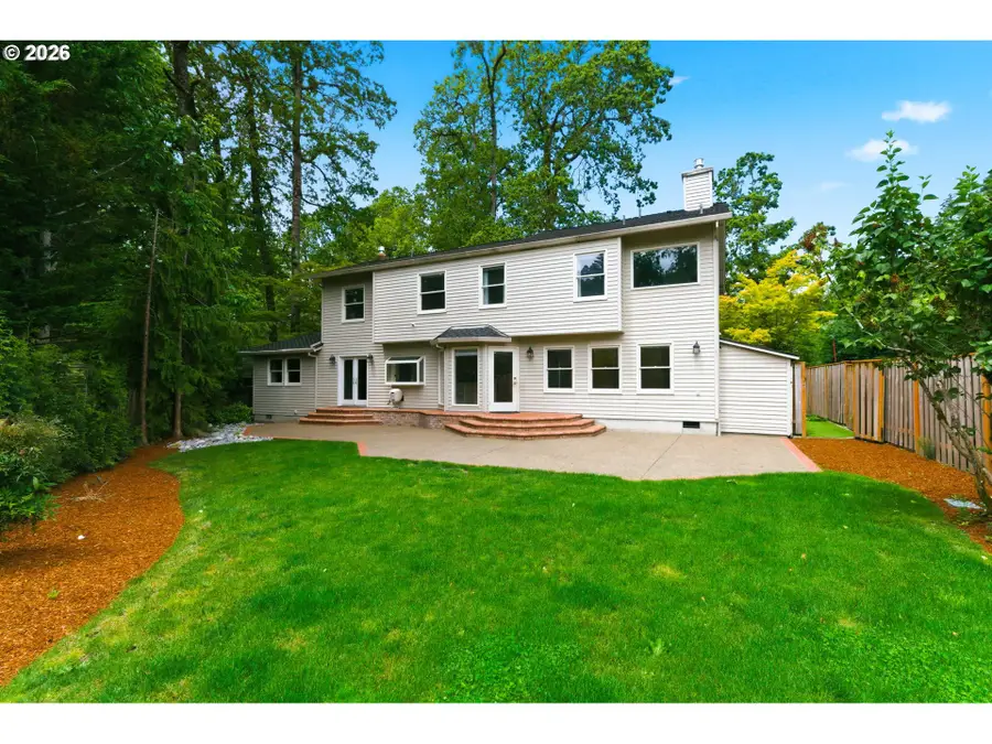 5760 Meridian Ct, Lake Oswego, OR 97035 - #2