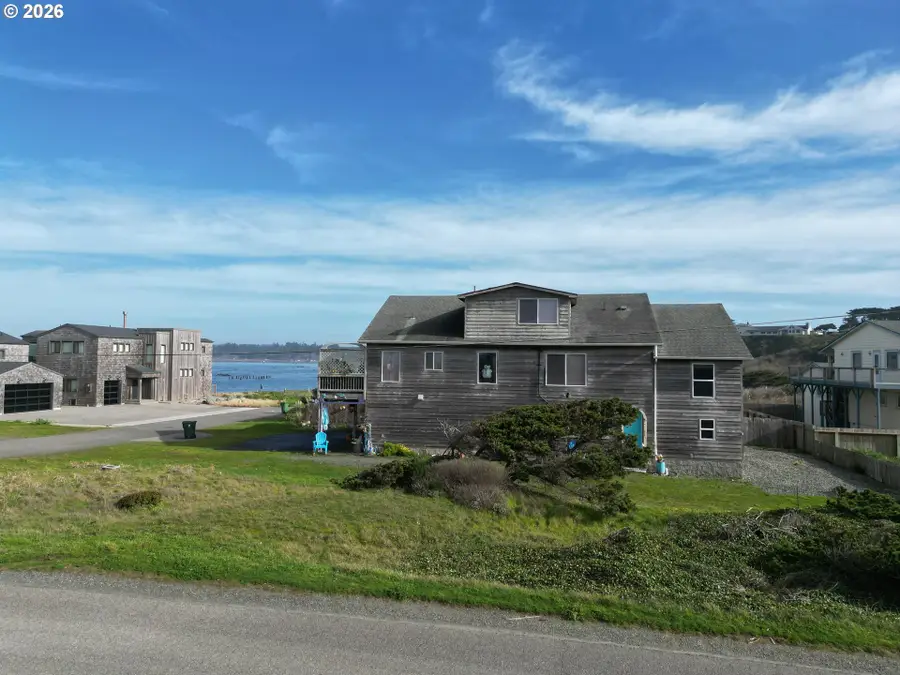 Secorner Lincoln 3rd Sw, Bandon, OR 97411 - Image #2