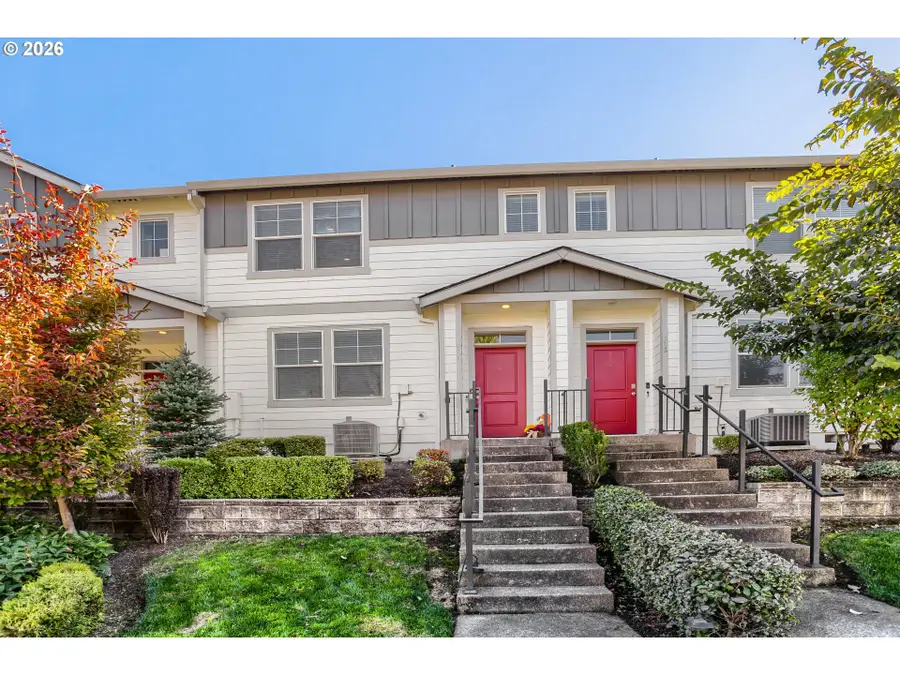884 N 18th Ave, Cornelius, OR 97113 - #2