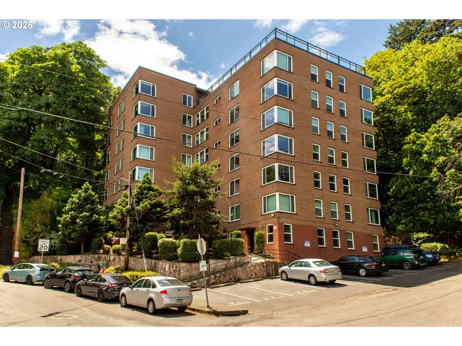 1205 SW Cardinell Dr #606, Portland, OR 97201 - #2