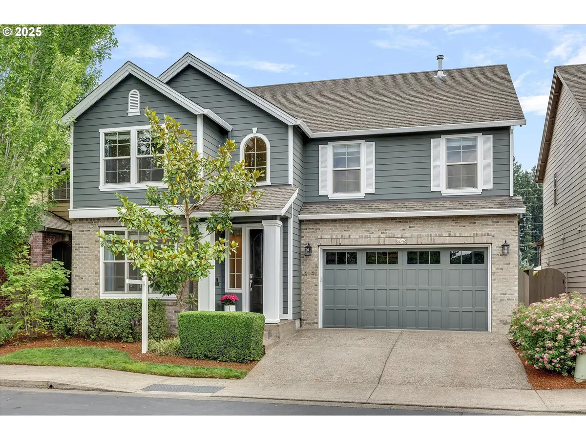 6042 NE Whitewood Dr, Hillsboro, OR 97124 - #1