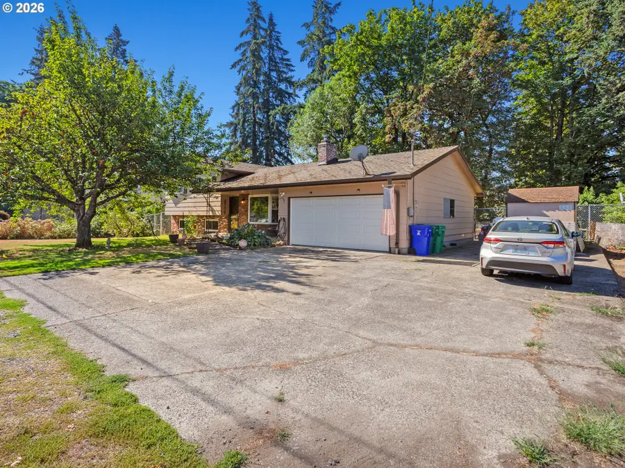 19437 SE Marcia Ct, Milwaukie, OR 97267 - #3