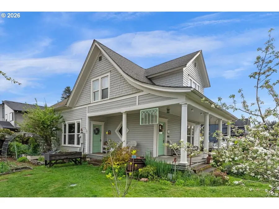 2321 26th Ave, Forest Grove, OR 97116 - #3