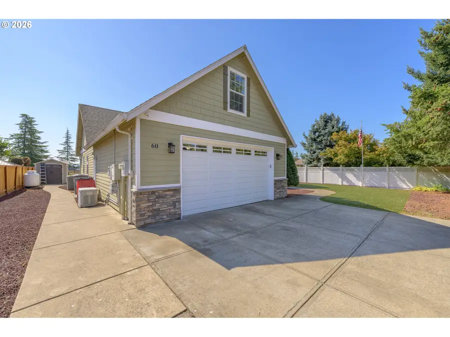 60 W Taylor St, Carlton, OR 97111 - #2