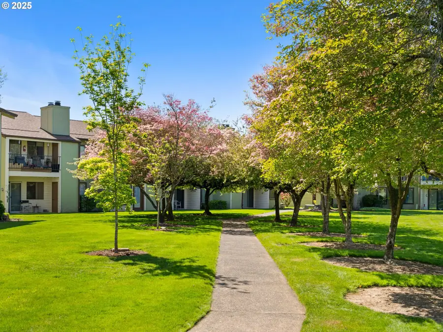 3329 NE 162nd Ave, Portland, OR 97230 - #3