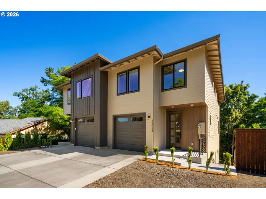 2902 E Mcloughlin Blvd #2, Vancouver, WA 98661 - #2