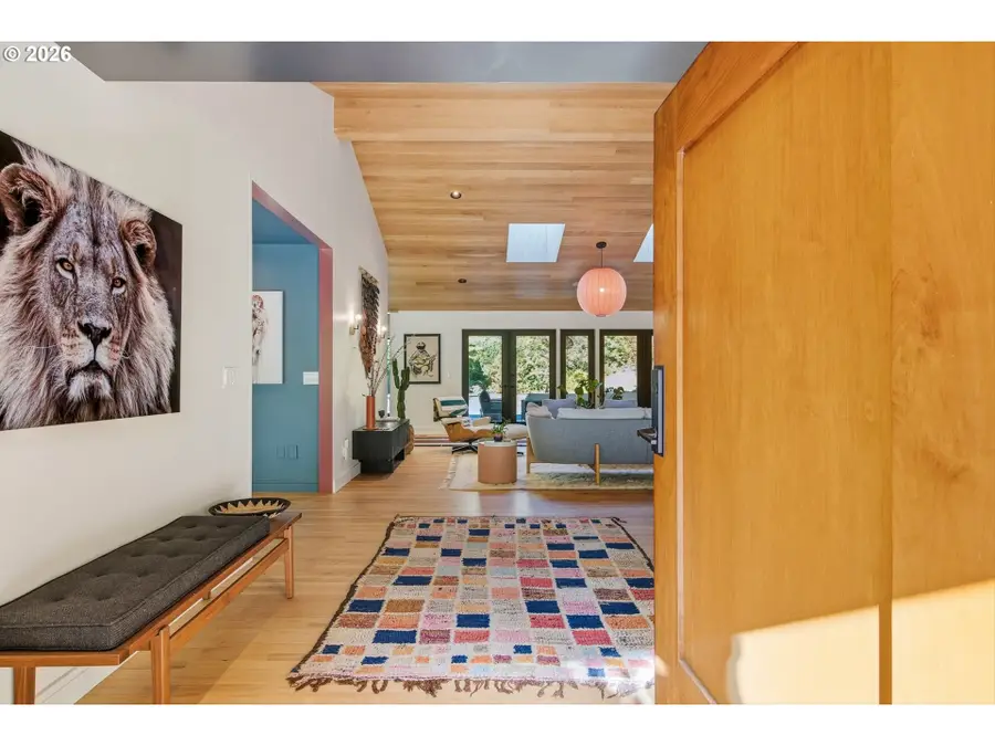1545 S Mary Failing Ct, Portland, OR 97219 - #3