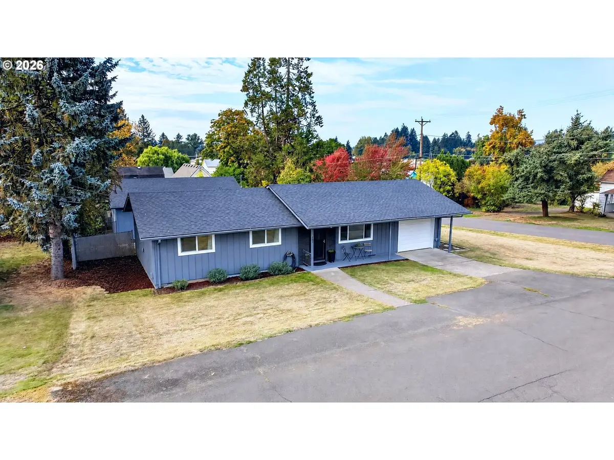 433 E 7th St, Lafayette, OR 97127 - #1