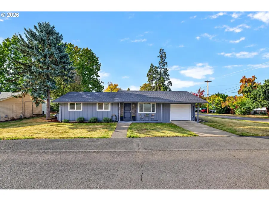 433 E 7th St, Lafayette, OR 97127 - #2