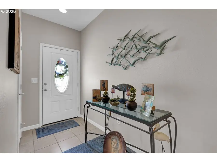 983 Jasper Ln, Florence, OR 97439 - #2