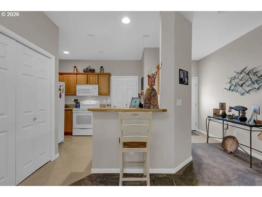 983 Jasper Ln, Florence, OR 97439 - #3