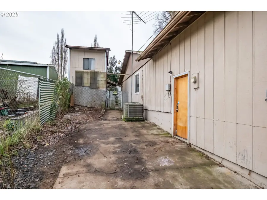 4454 York Ave Ne, Salem, OR 97305 - Image #3