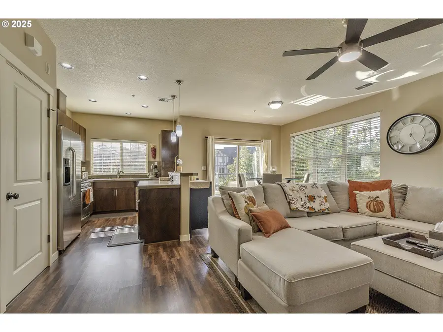 7959 NE Rockne Way, Hillsboro, OR 97006 - #3