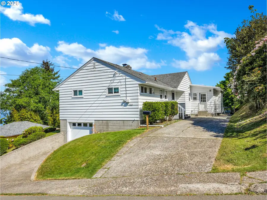 3522 Grand Ave, Astoria, OR 97103 - #2