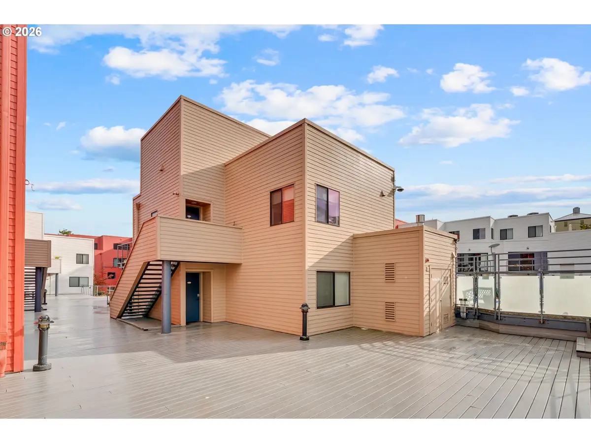 1010 NW Naito Pkwy, Portland, OR 97209 - #1