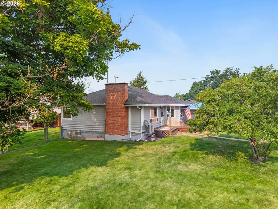 507 S East St, Joseph, OR 97846 - #3