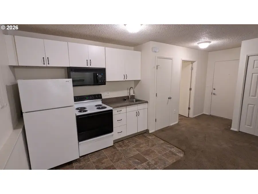 10 S Porter St, Portland, OR 97201 - Image #2