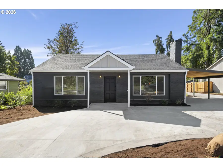 572 Holmes Ln, Oregon City, OR 97045 - #3