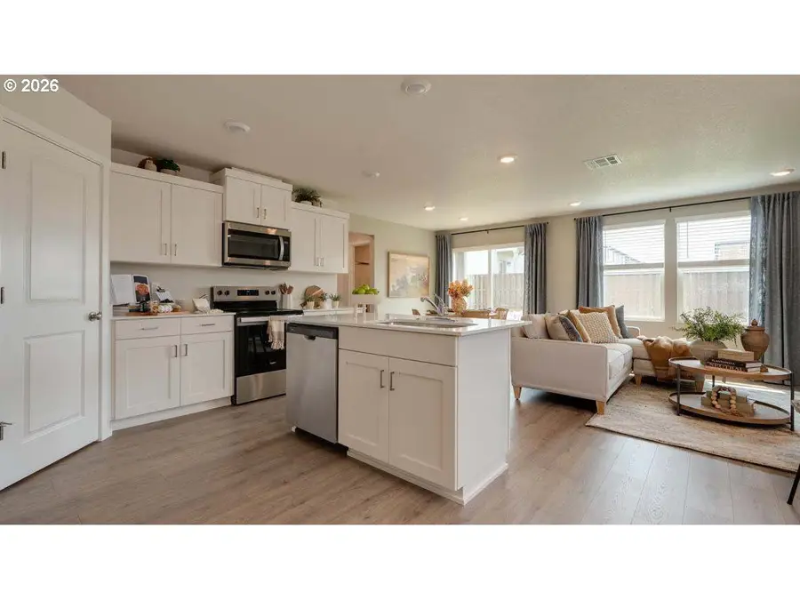 3774 Ash St, Forest Grove Cornelius, OR 97116 - #3