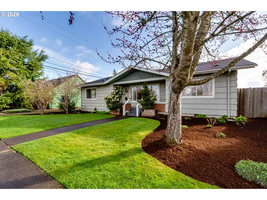 525 10th St, Springfield, OR 97477 - #3