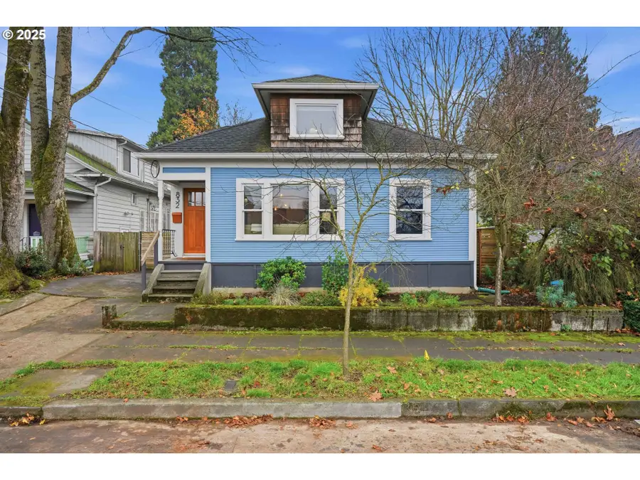 832 N Emerson St, Portland, OR 97217 - Image #2