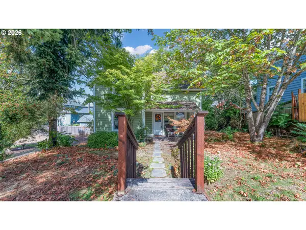 715 9th St, OregonCity, OR 97045