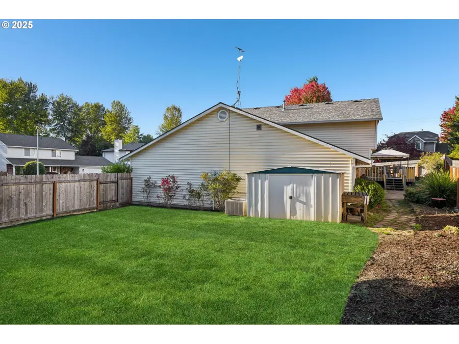 8915 NE 28th Pl, Vancouver, WA 98665 - Image #3