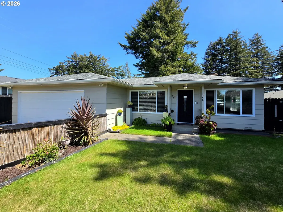 346 Del Norte Ln, Brookings, OR 97415 - #1