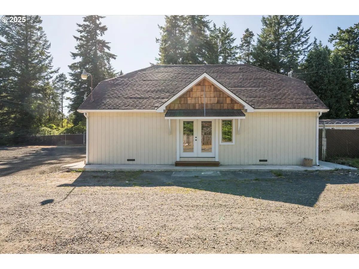 68964 Wildwood Rd, North Bayside, OR 97459 - Image #1