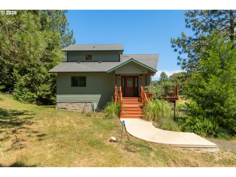 140 Old County Ln, Myrtle Creek Riddle, OR 97457 - #2