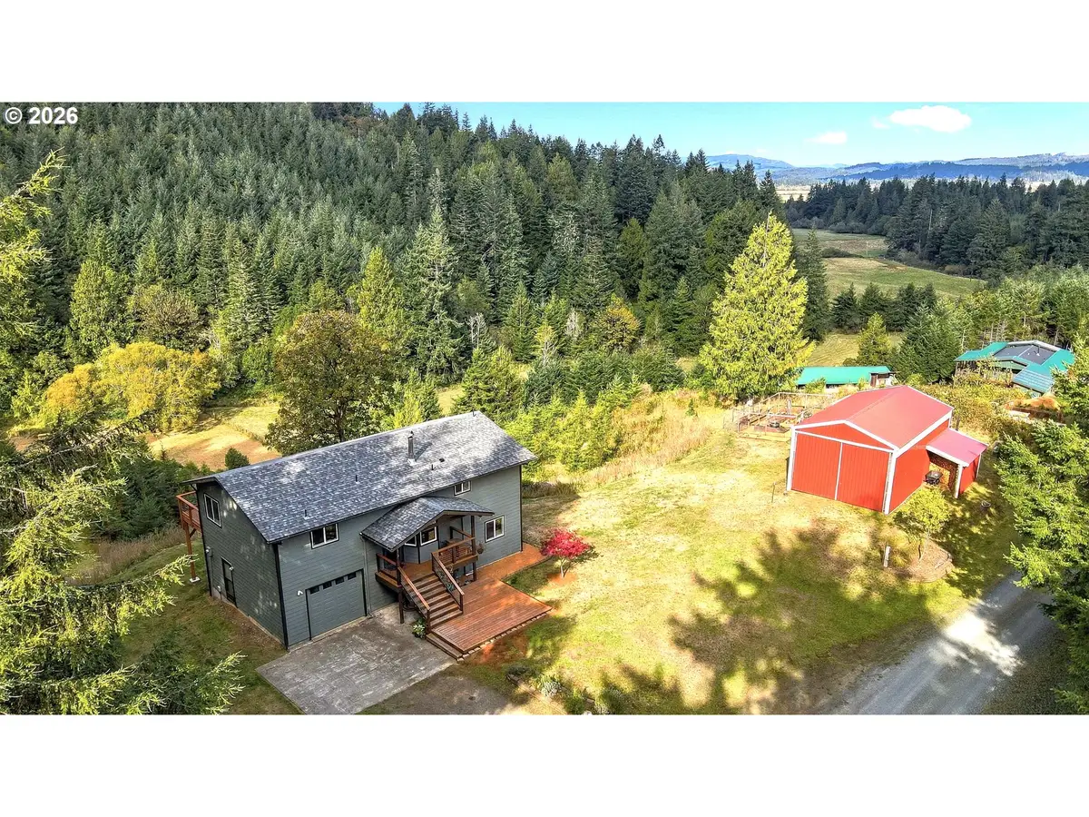 92209 Hilltop Ln, Coquille, OR 97423 - #1
